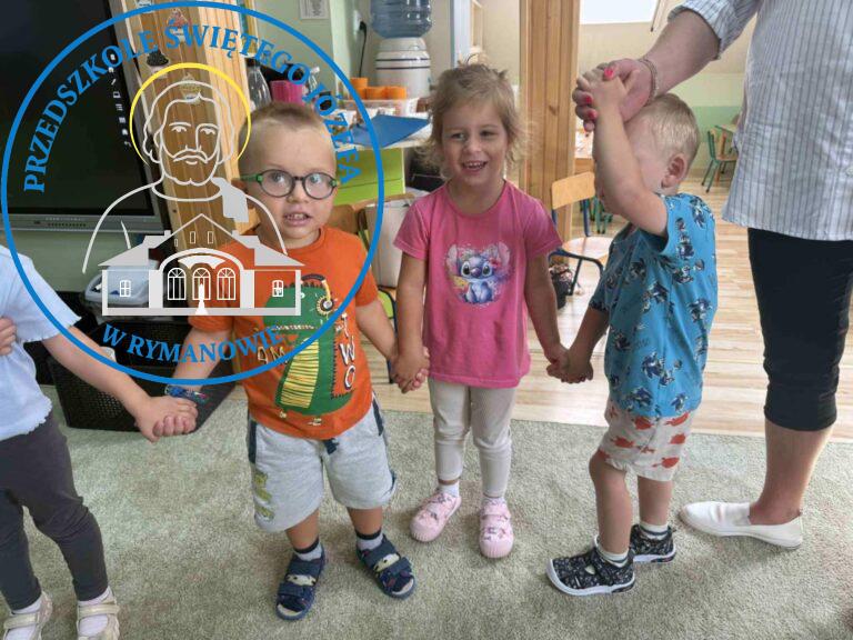 Pierwsze dni w przedszkolu (17)
