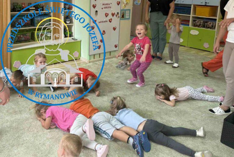 Pierwsze dni w przedszkolu (20)